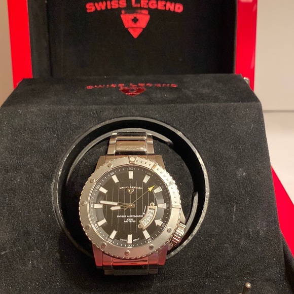 Swiss Legend Atlantas 1000M Automatic Dive Watch Black Face with Rotating Box